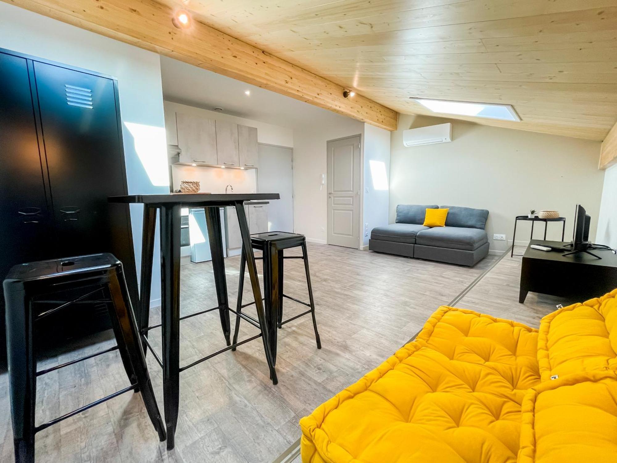 Studios Climatises En Centre Ville Бордо Экстерьер фото