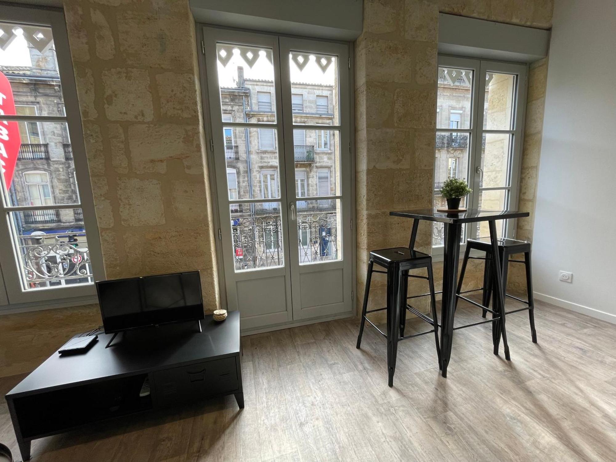 Studios Climatises En Centre Ville Бордо Экстерьер фото