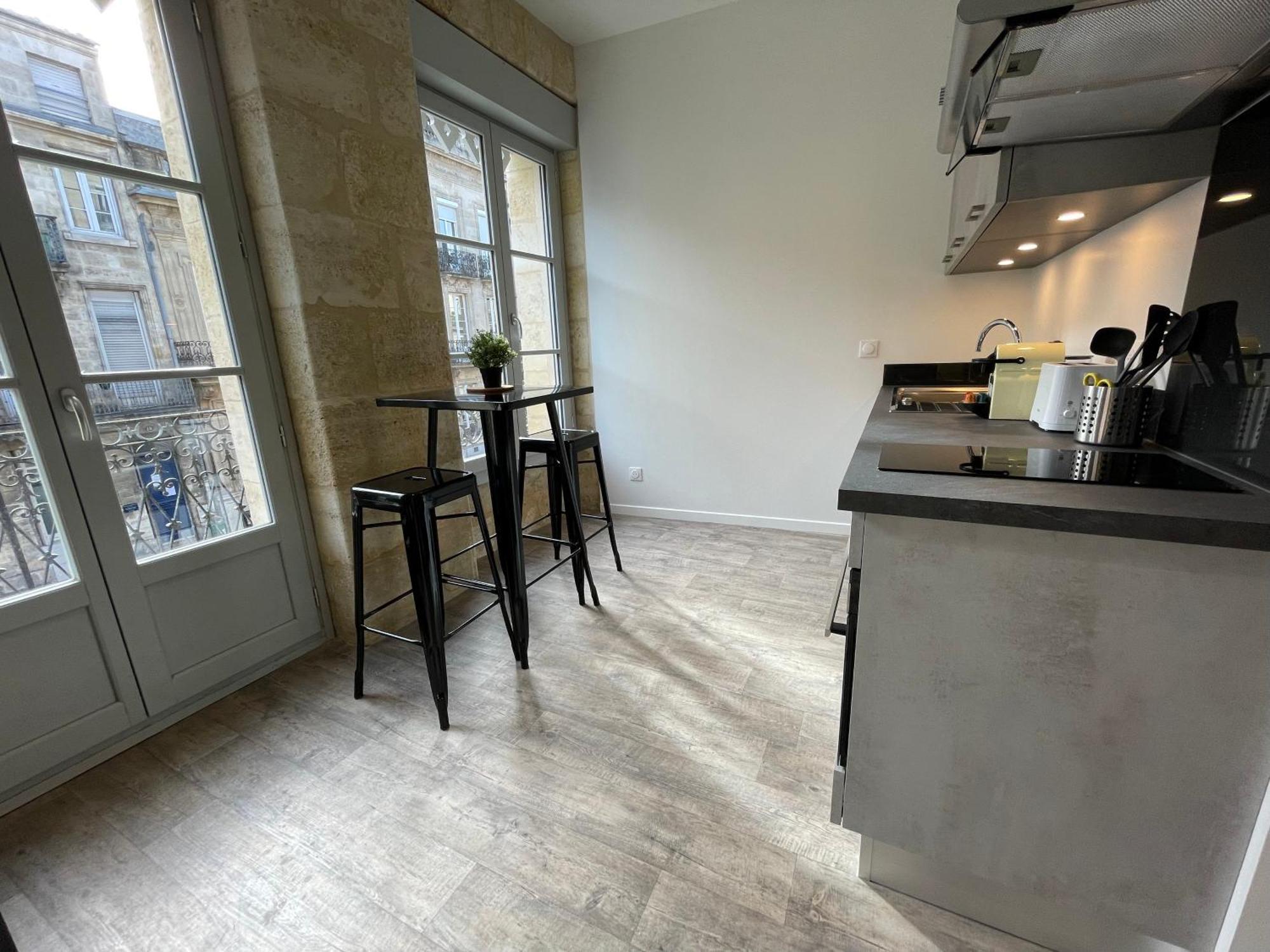 Studios Climatises En Centre Ville Бордо Экстерьер фото